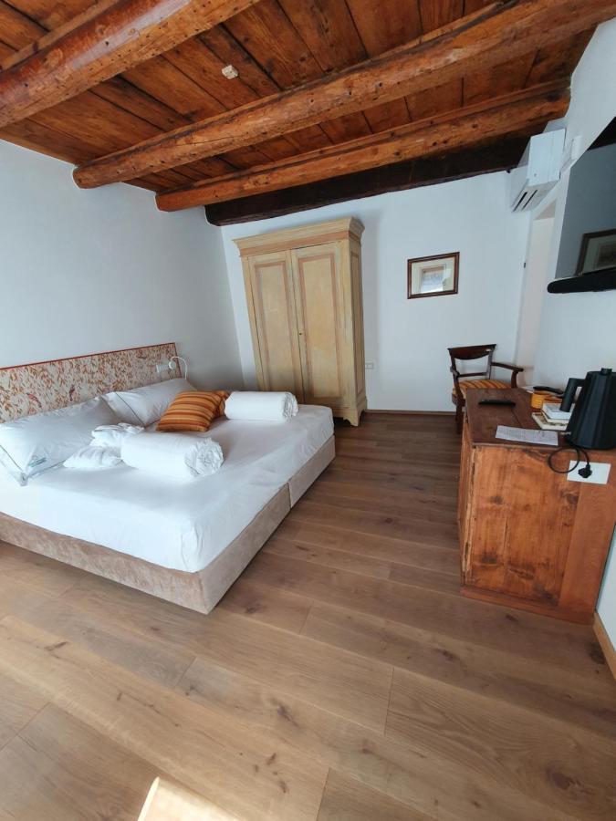 Casa Castagna 1620 Mergozzo Exterior foto