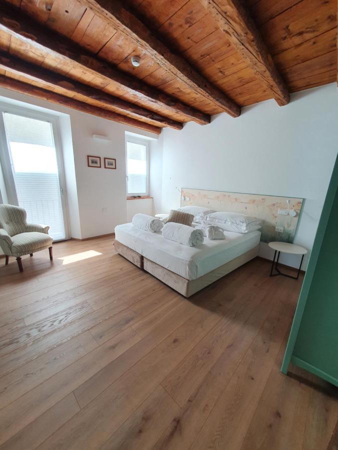 Casa Castagna 1620 Mergozzo Exterior foto